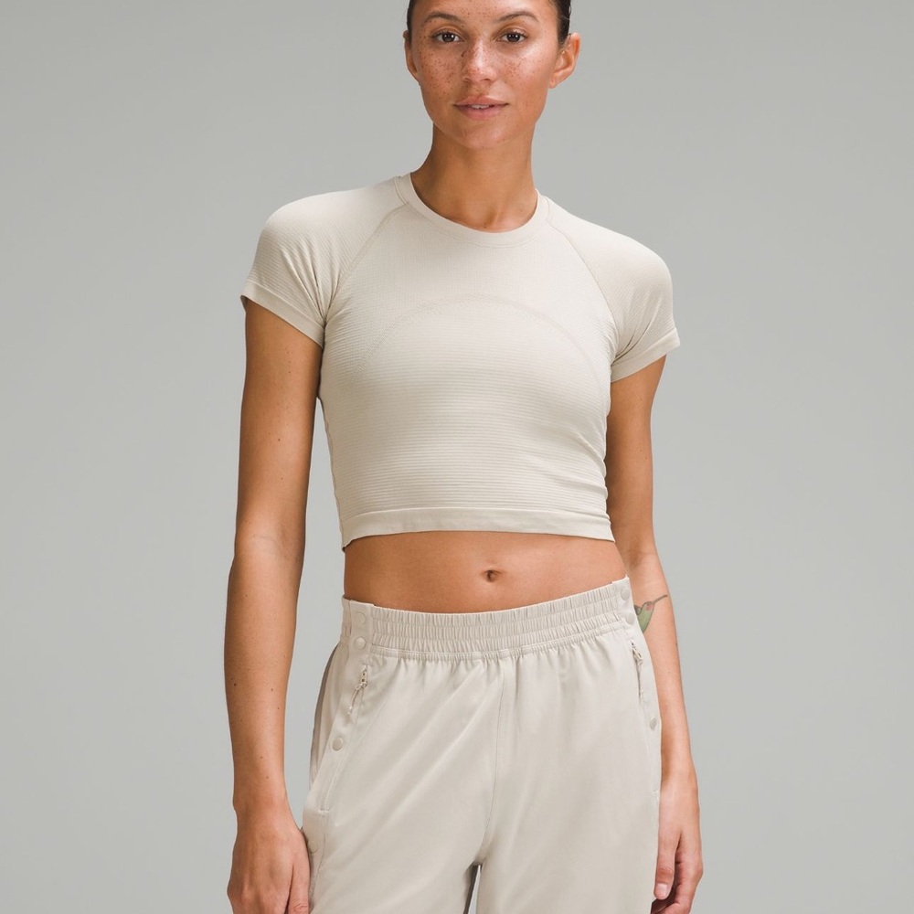 Lululemon Swiftly Tech Cropped Shirt